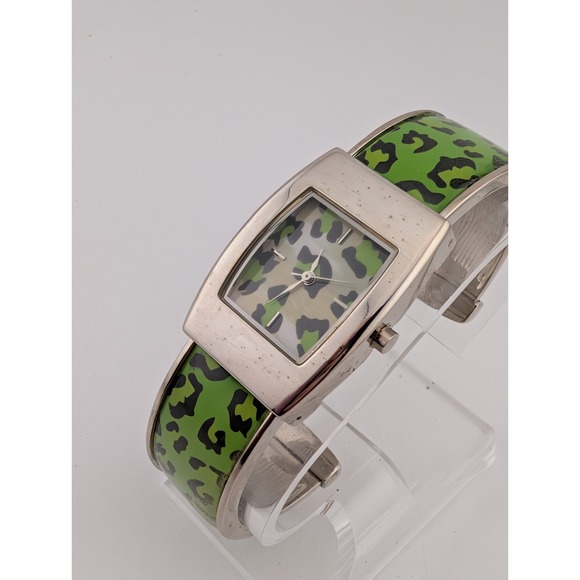 Vernier Green Leopard Print Watch Women 25mm Case Bangle Band- New Battery - Picture 3 of 8